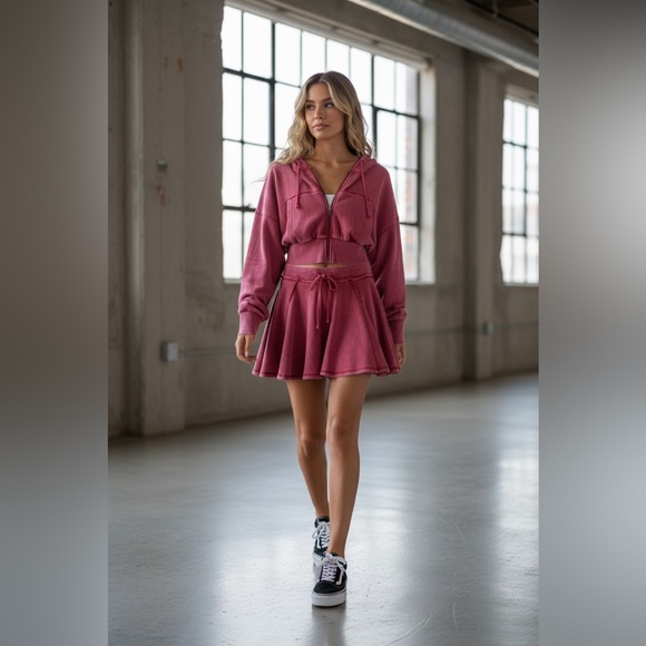 NWT Acid Washed Cropped Zip Up Terry Hoodie Crop Hooded Sweatshirt Dark Red - Picture 5 of 11